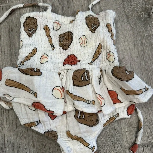 Newborn Infant Tie Strap Smocked Baseball Bubble dress - Picture 1 of 2